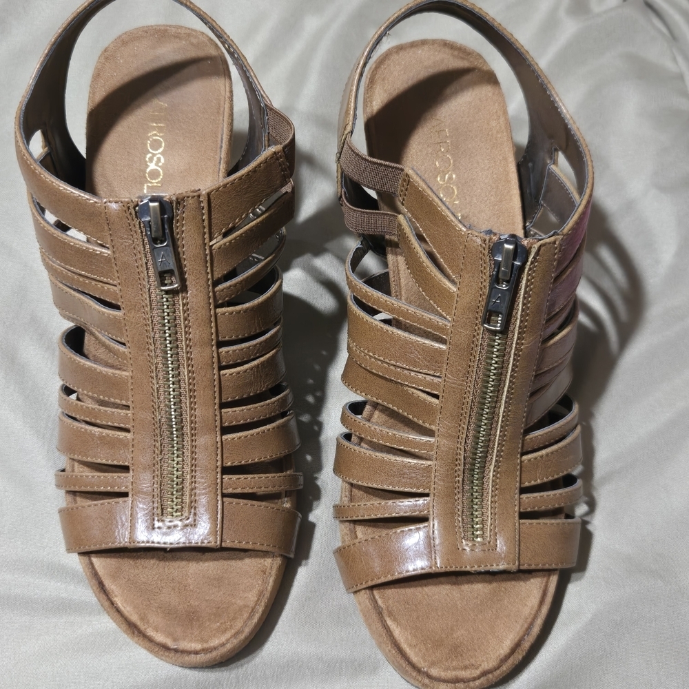 AEROSOLES Brown Strappy Sandals with Zipper Closure